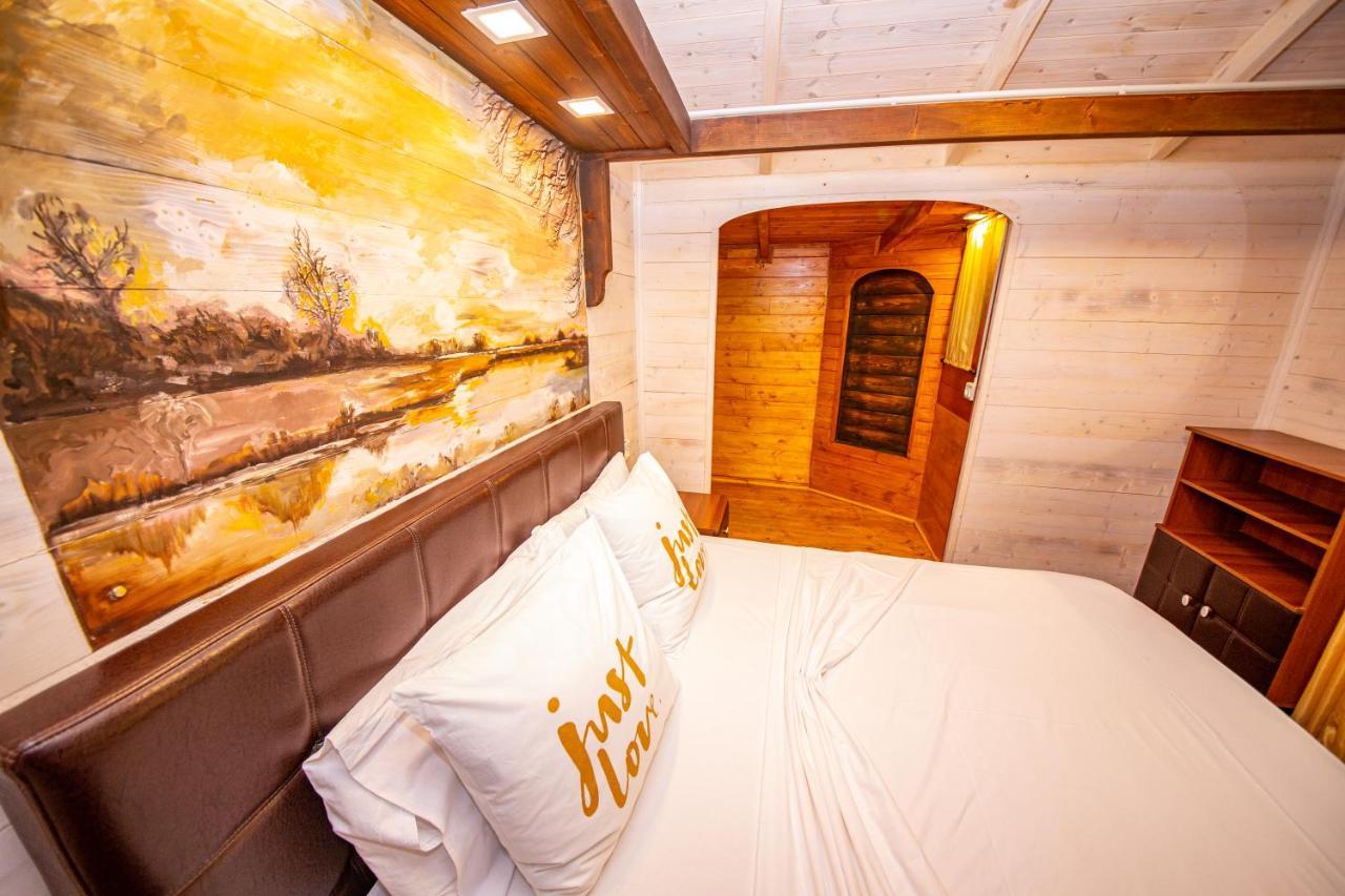 Hotel Legjenda Shkodër 외부 사진