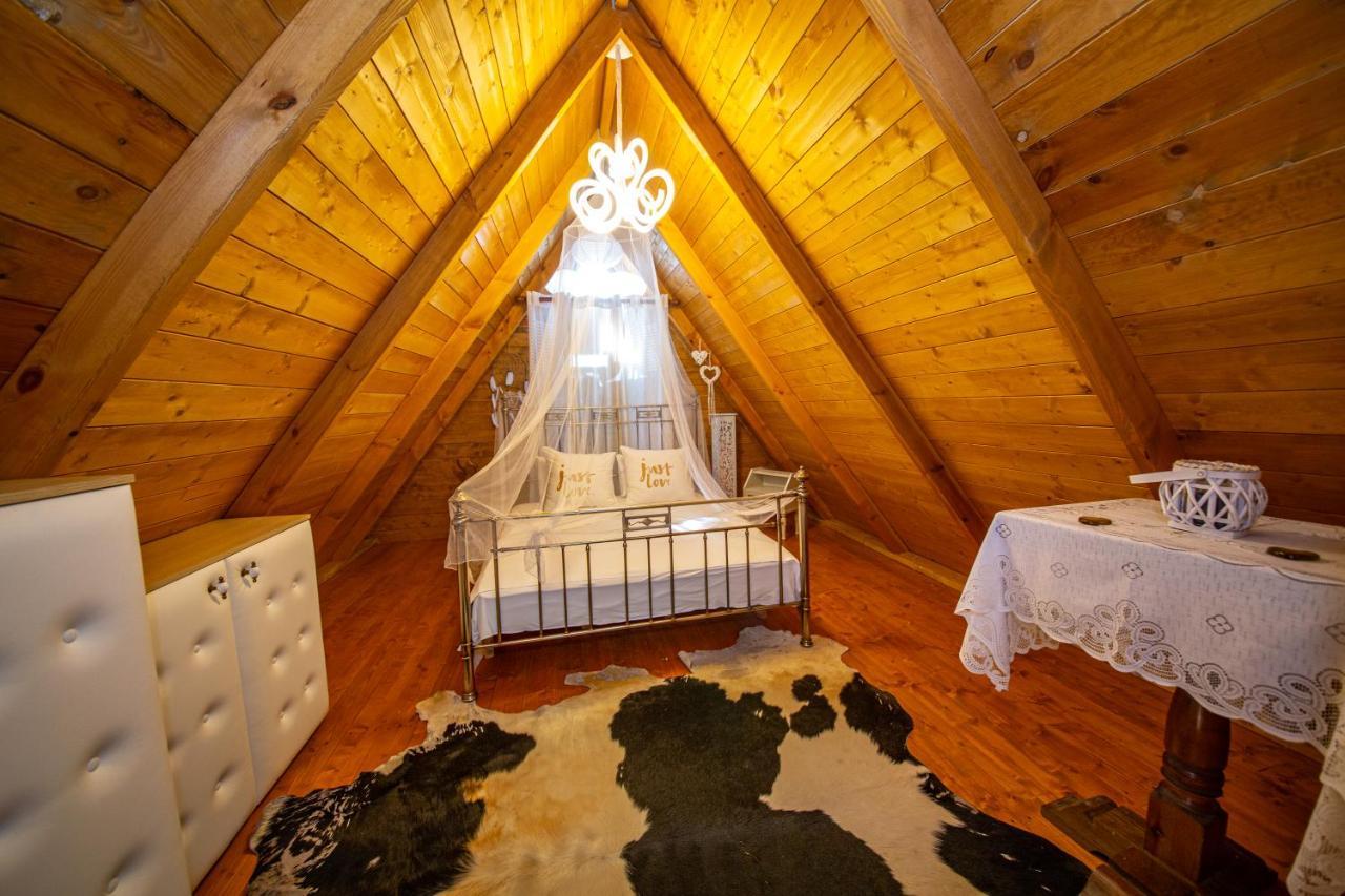 Hotel Legjenda Shkodër 외부 사진
