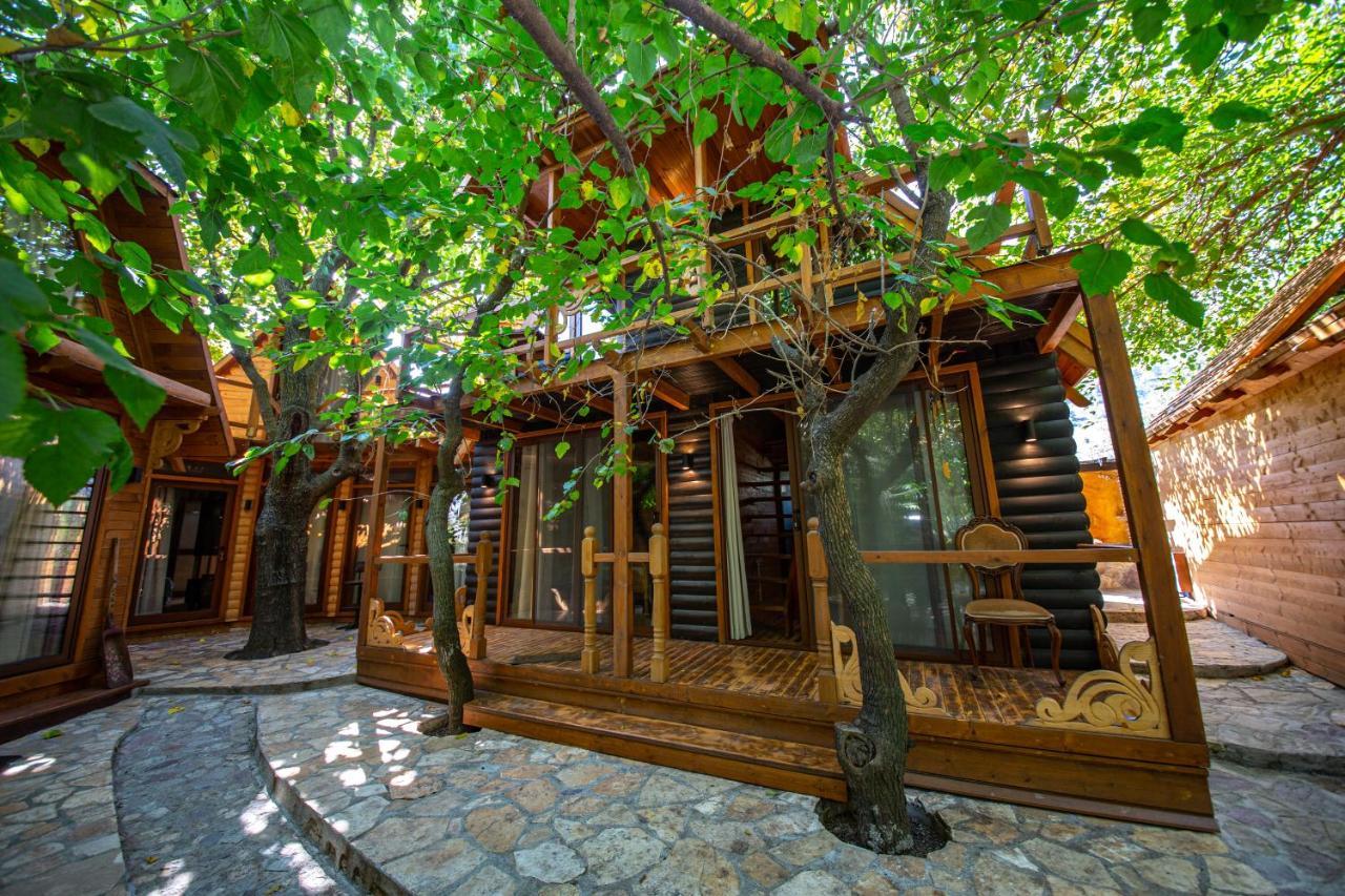 Hotel Legjenda Shkodër 외부 사진