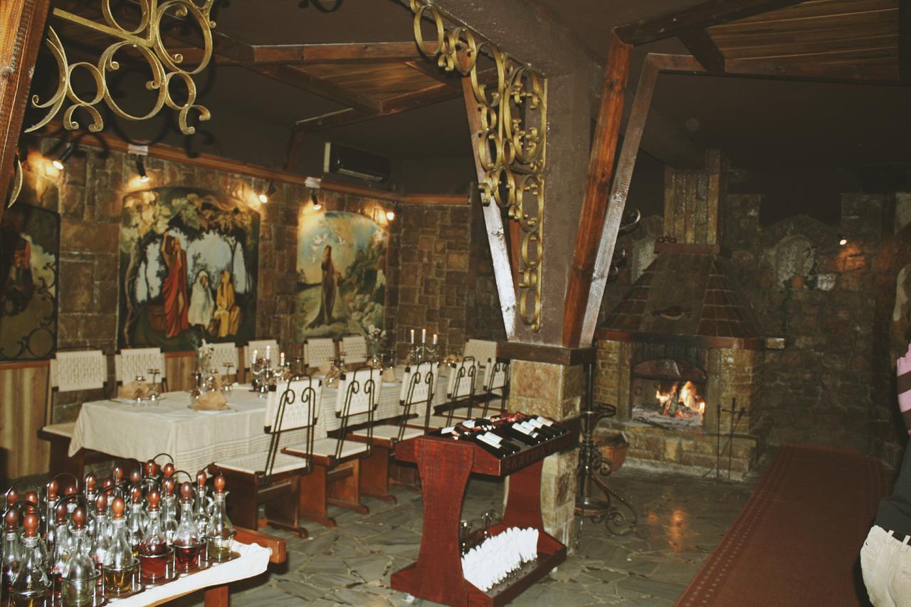 Hotel Legjenda Shkodër 외부 사진