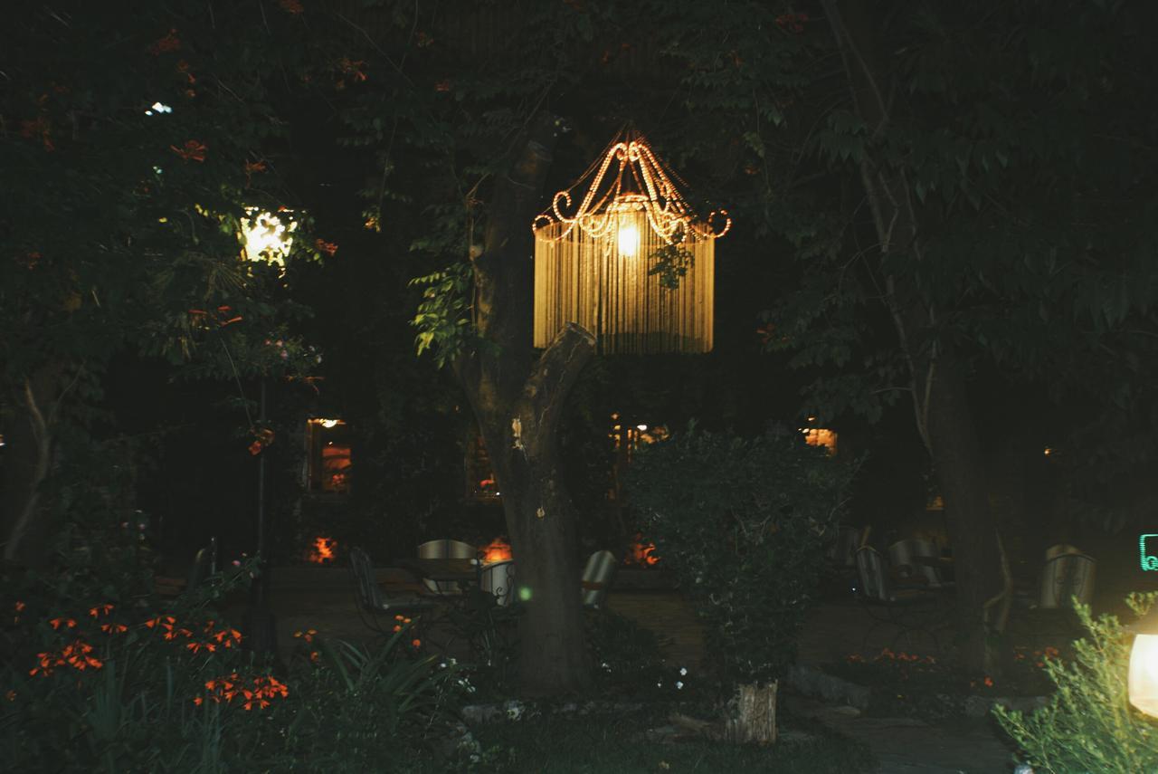 Hotel Legjenda Shkodër 외부 사진